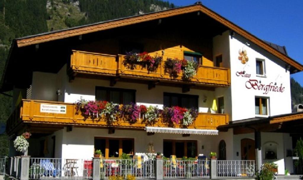 Haus Bergfriede Hotel Mayrhofen Luaran gambar